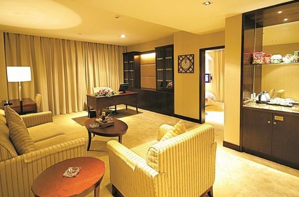 Yinxuan Hotel Shenzhen Longhua Exterior foto